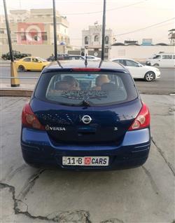 نيسان فيرسا